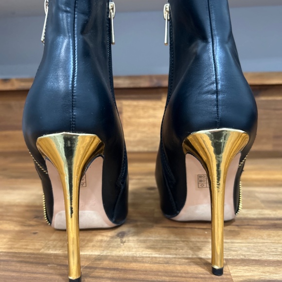 Black booties - Picture 2 of 4
